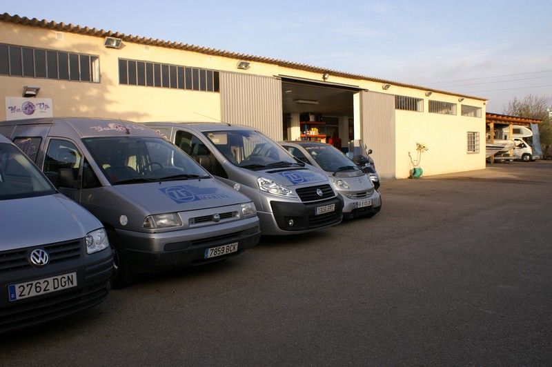 The Yacht'UP service vans lined up outside the workshop building in Son Reus, Palma.