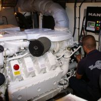 Work in progress on a MAN marine engine in the Yacht'UP workshop.